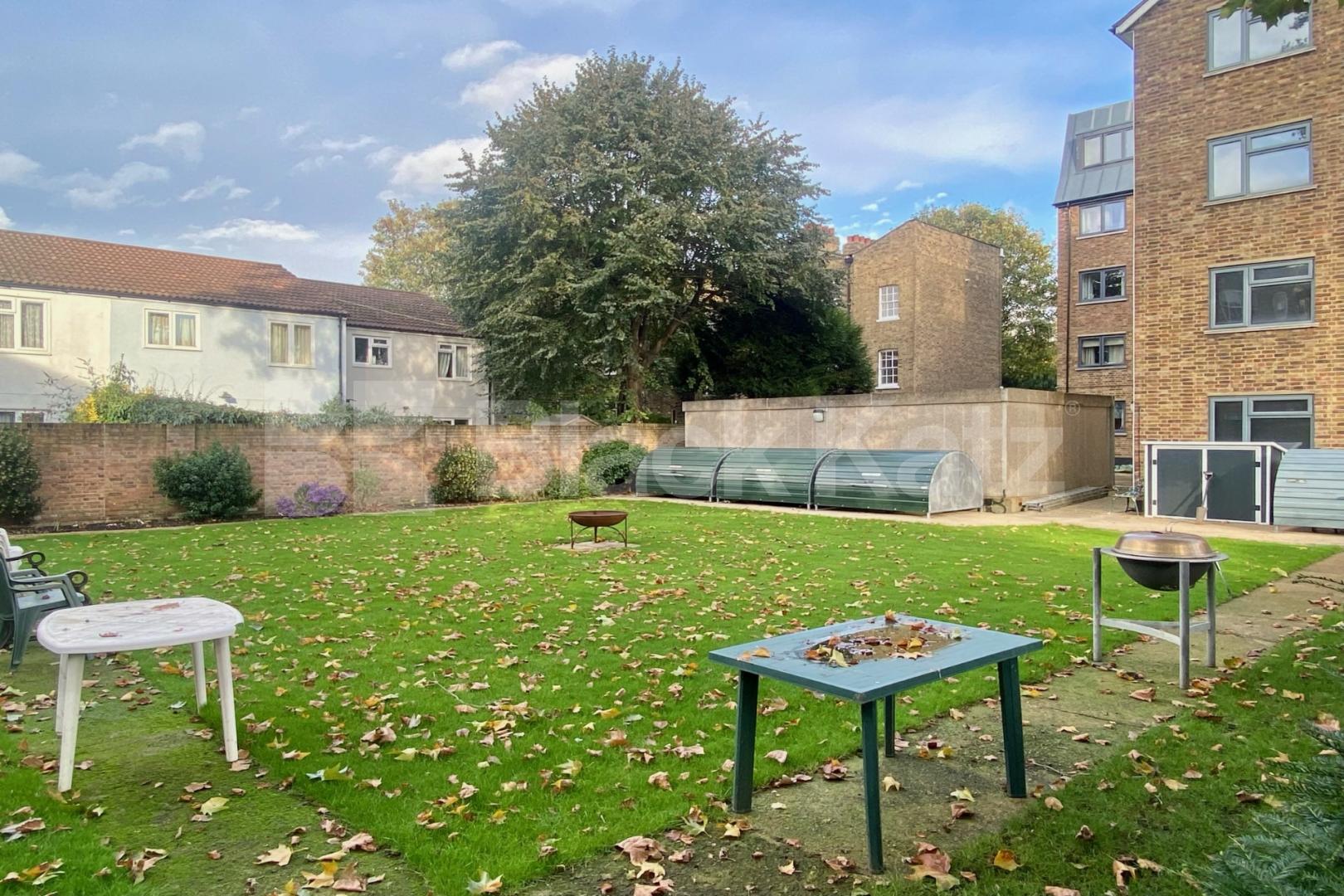 Contemporary private development set back in beautiful grounds Brixton Road, Oval